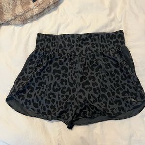 Balance Athletica (vitality) breeze shorts